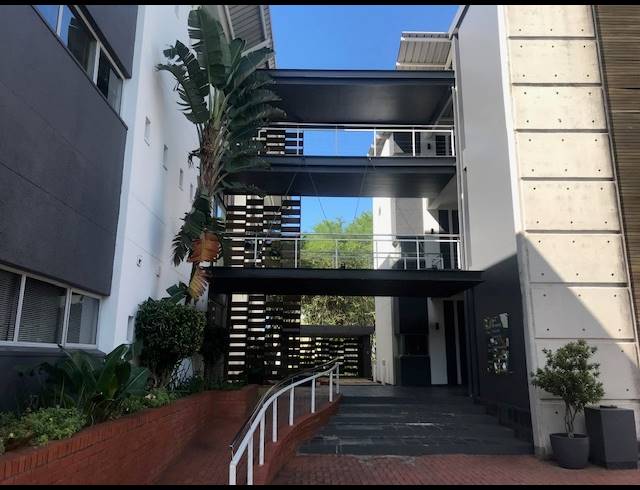 154M² OFFICE TO LET IN LA LUCIA RIDGE